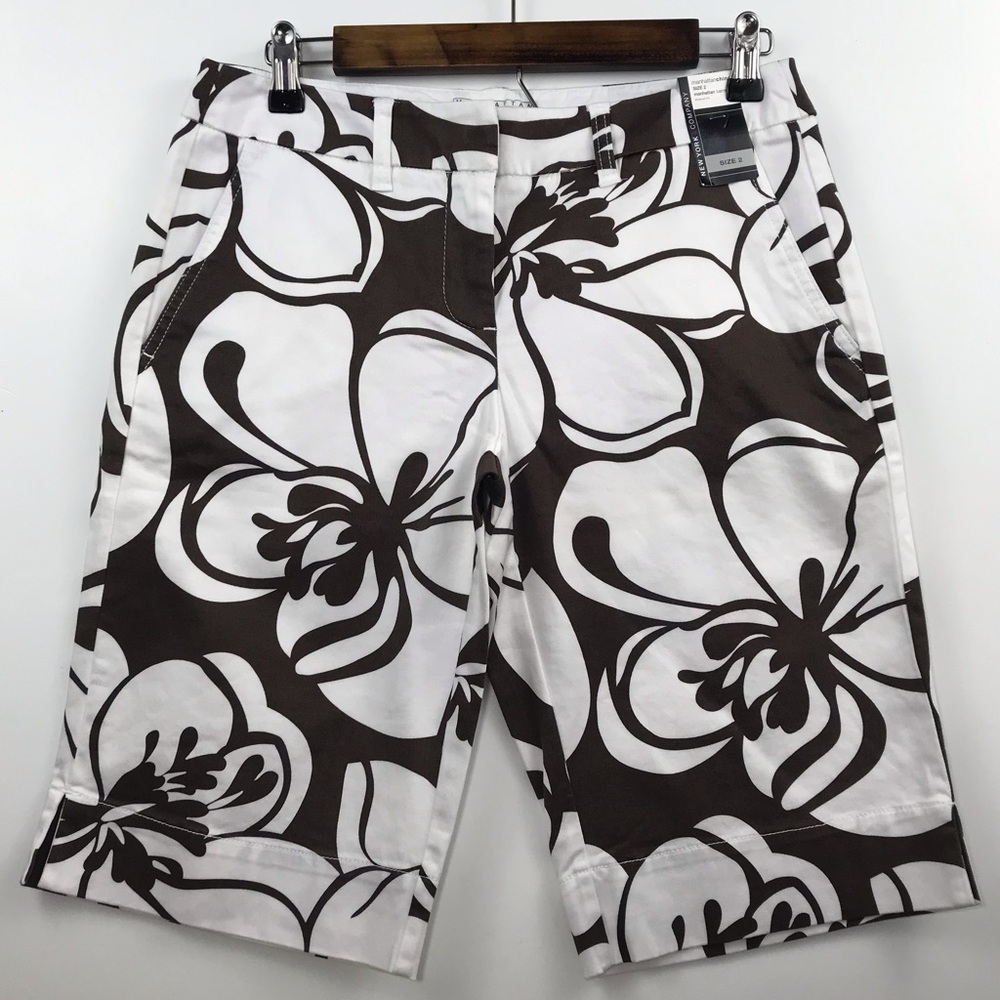 Manhattan Chino New York & Co Floral Bermuda Short